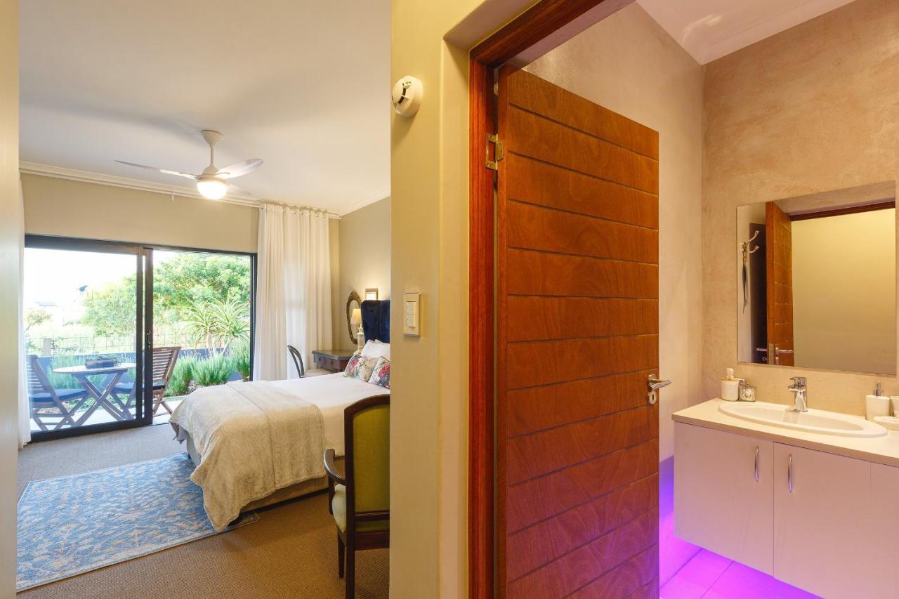 Le Mahi Guest House Langebaan Extérieur photo