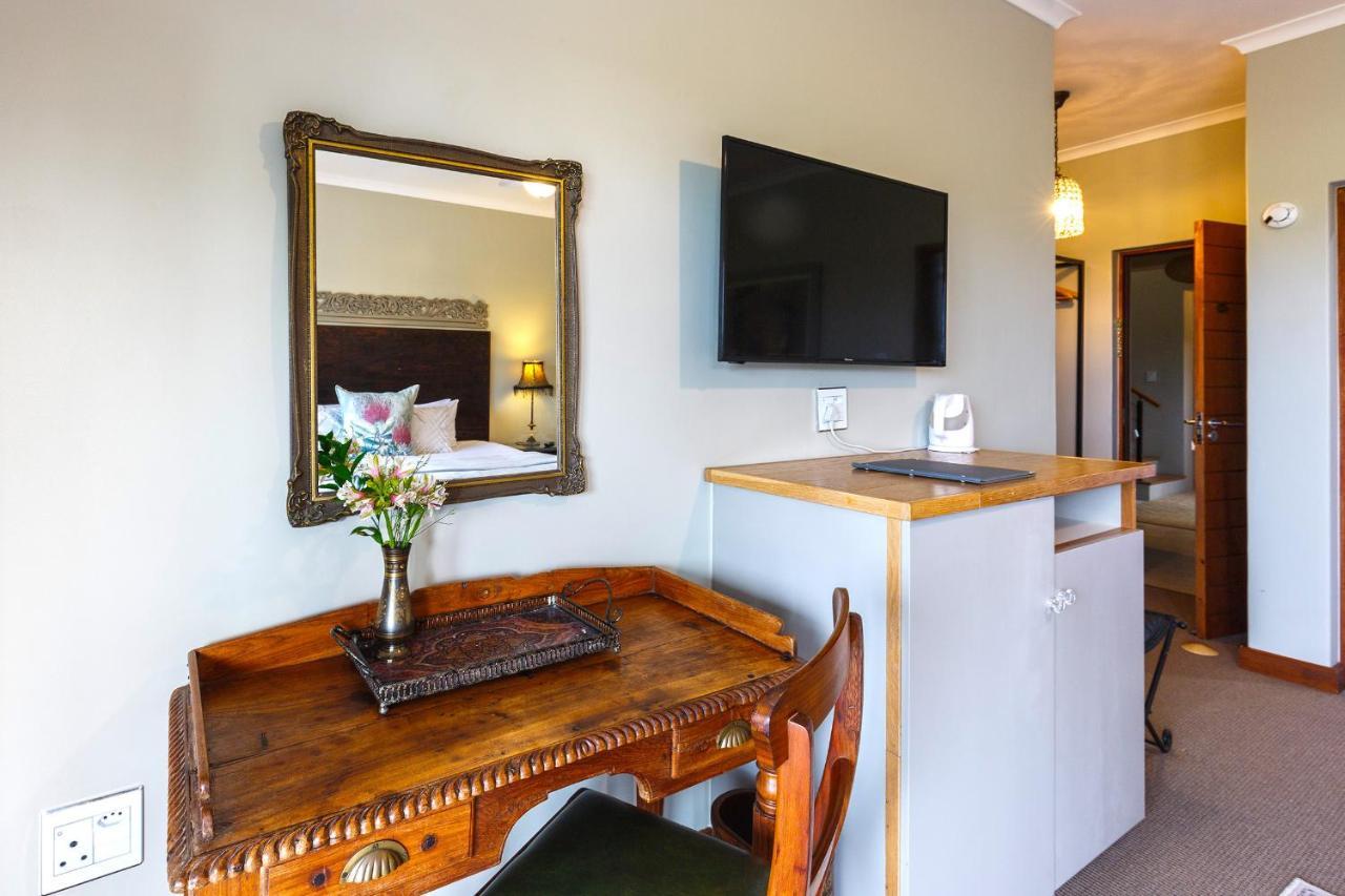 Le Mahi Guest House Langebaan Extérieur photo