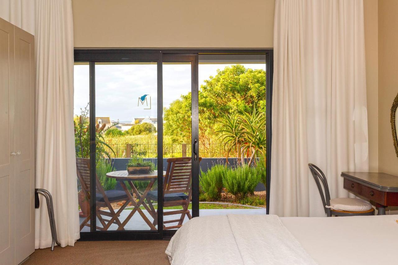 Le Mahi Guest House Langebaan Extérieur photo