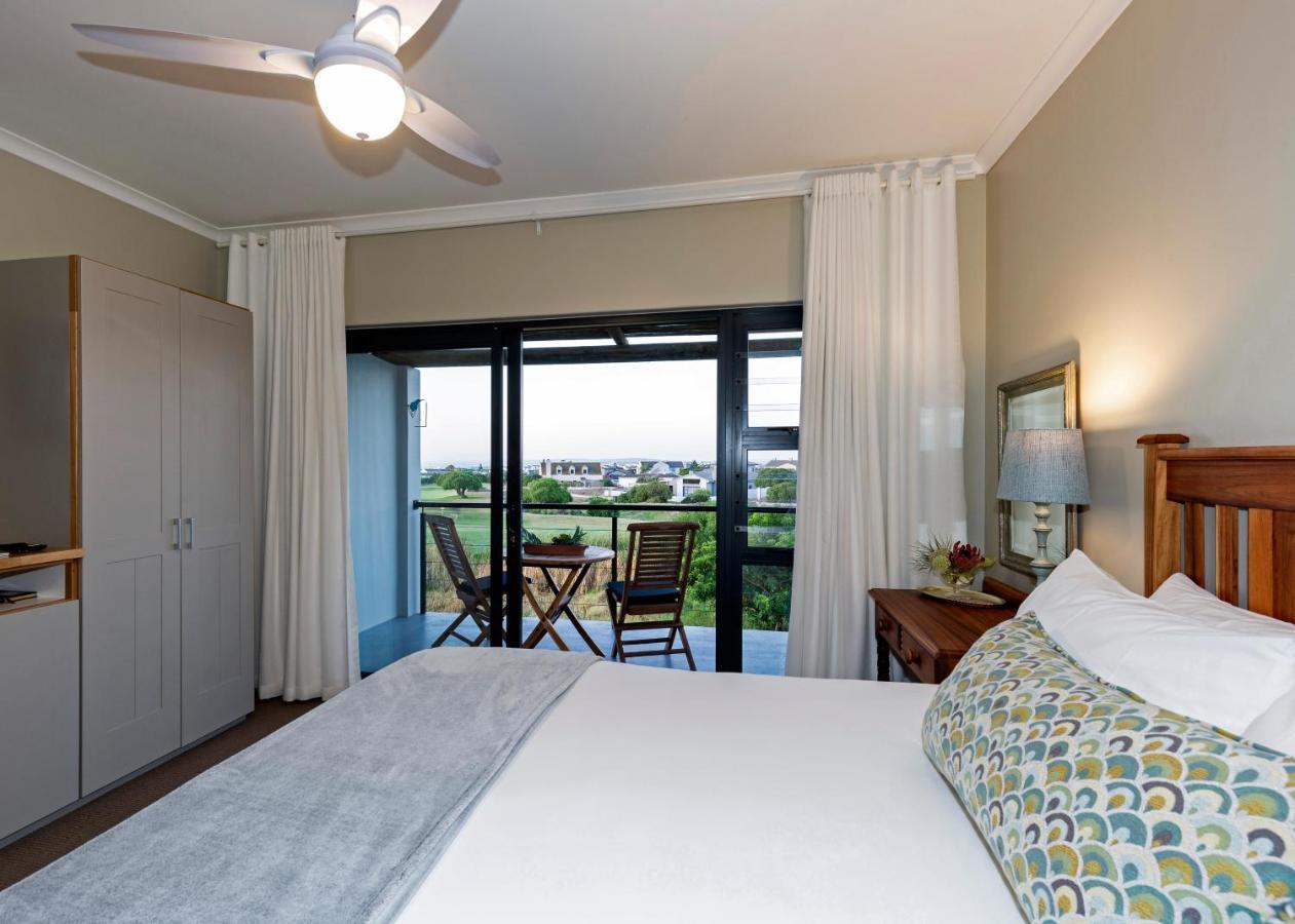 Le Mahi Guest House Langebaan Extérieur photo
